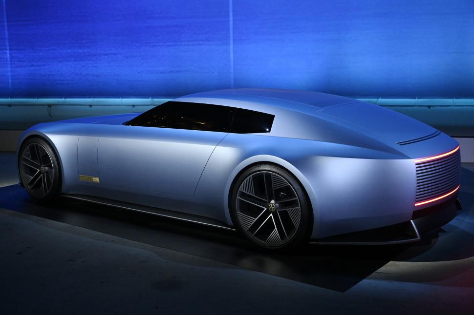 Jaguar a lansat un nou concept de maşină electrică: Nu are lunetă și nici oglinzi  938931