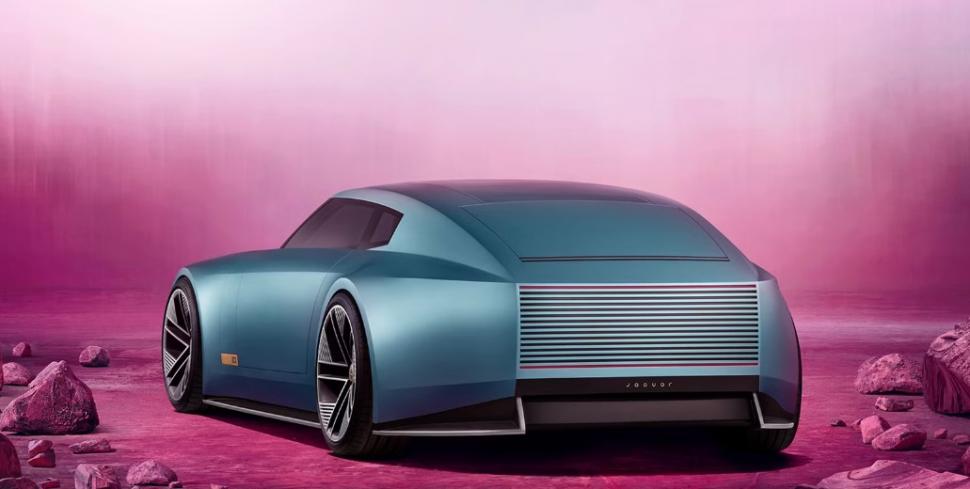 Jaguar a lansat un nou concept de maşină electrică: Nu are lunetă și nici oglinzi  938938