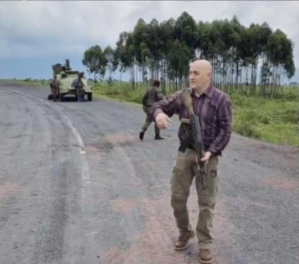 Șeful mercenarilor care îl păzesc pe Călin Georgescu a fost reținut. Surse: Rețeaua lui Horațiu Potra plănuia atacuri în București 939849