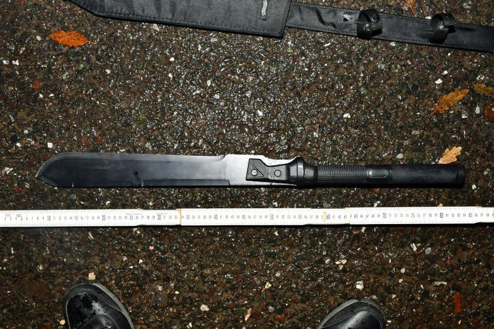 Șeful mercenarilor care îl păzesc pe Călin Georgescu a fost reținut. Surse: Rețeaua lui Horațiu Potra plănuia atacuri în București 939864