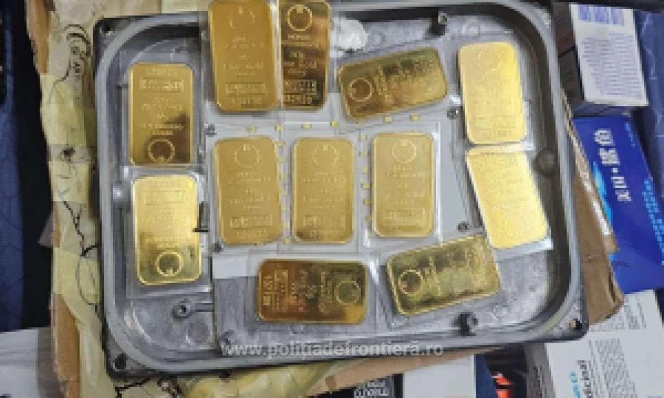 Un bărbat care pleca din Timișoara în Indonezia avea în bagaj 42 de lingouri de aur 940320