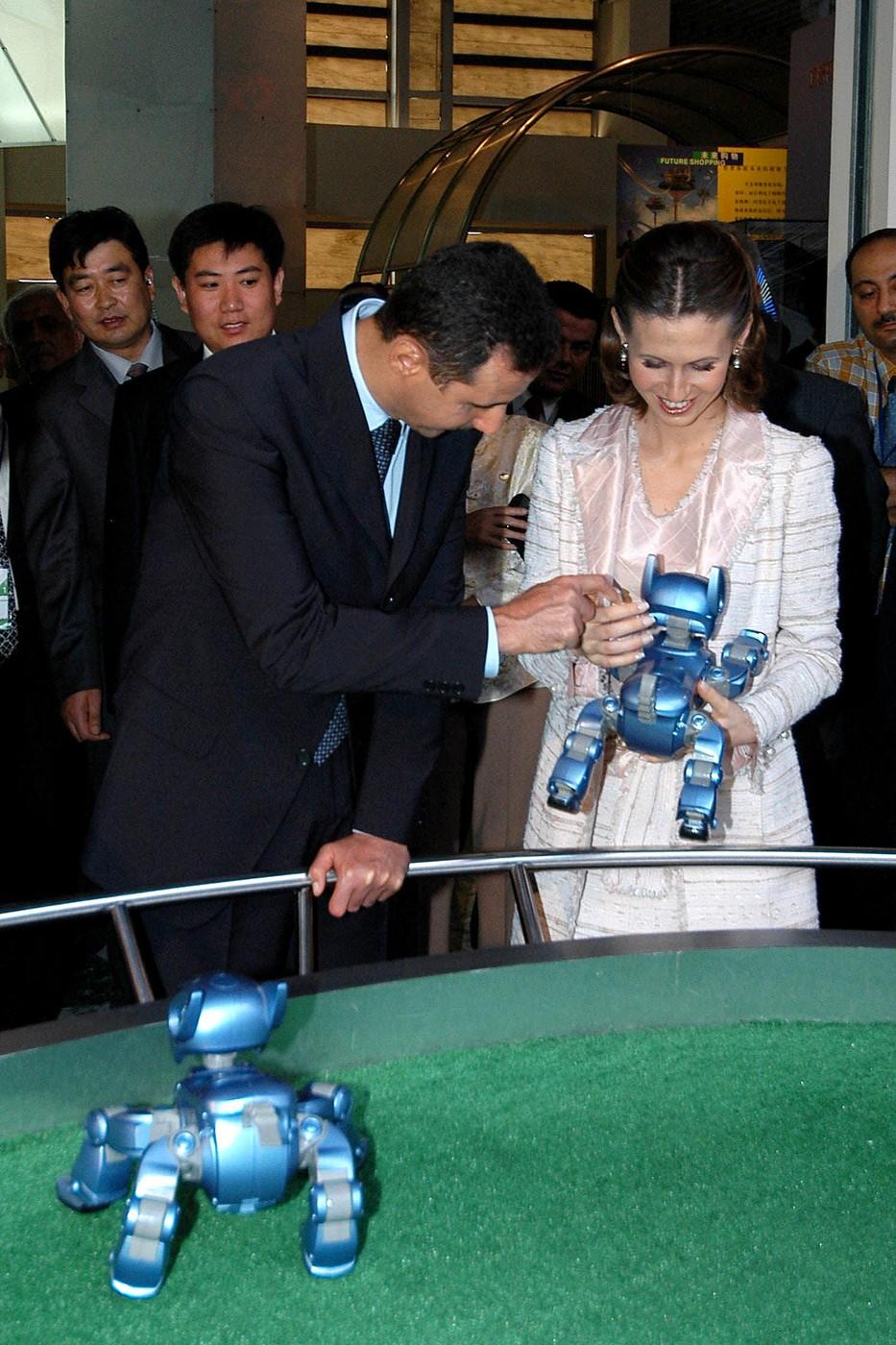 Un „trandafir al deșertului” cu mâinile pline de sânge. Rolul cheie al Asmei Assad în regimul soțului ei care a aruncat Siria în ruină 940268