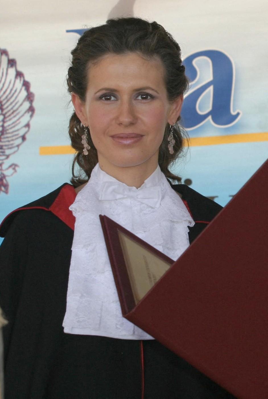 Un „trandafir al deșertului” cu mâinile pline de sânge. Rolul cheie al Asmei Assad în regimul soțului ei care a aruncat Siria în ruină 940269