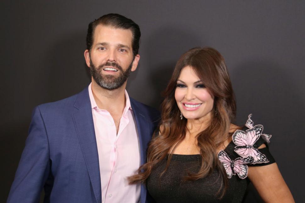Trump a anunțat că o pune pe fosta logodnică a fiului său ambasadoare în Grecia. Kimberly Guilfoyle și Donald Jr. s-au despărțit recent 940648