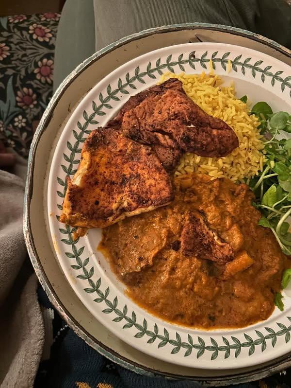 O femeie a găsit pe câmp o ciupercă uriașă. Familia ei a mâncat o săptămână din ea și tot nu s-a terminat 941173