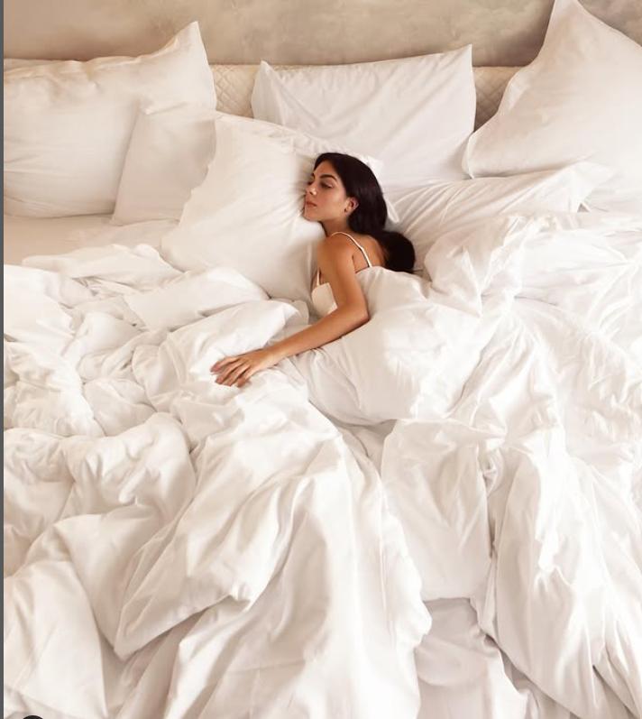 Ronaldo are un pat care îi reduce vârsta biologică cu până la 15 ani și îi crește imunitatea. Luxul în care trăiește alături de familie 941029