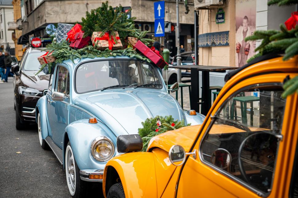 Cele mai frumos decorate clădiri de Crăciun din București în 2024. Unde sunt și cum arată în fotografii noaptea și pe timpul zilei 941435