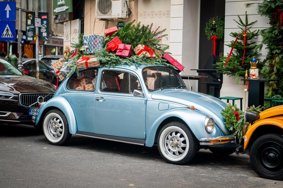 Cele mai frumos decorate clădiri de Crăciun din București în 2024. Unde sunt și cum arată în fotografii noaptea și pe timpul zilei 941436