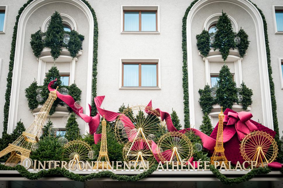 Cele mai frumos decorate clădiri de Crăciun din București în 2024. Unde sunt și cum arată în fotografii noaptea și pe timpul zilei 941440