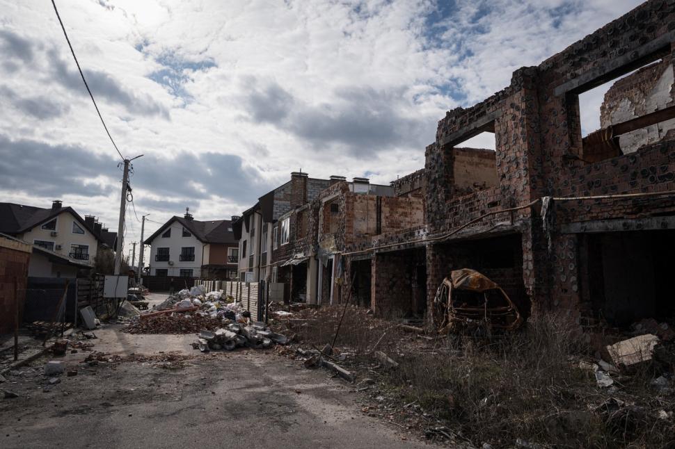 Transformarea unui oraș ucrainean. Cum arată acum Irpin, care a fost complet distrus de ruși în urmă cu doi ani 941405