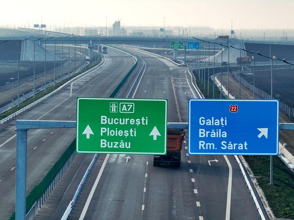 De vineri se circulă pe încă 36 km din Autostrada Moldovei. Şeful CNAIR promite încă 21 de kilometri săptămâna viitoare 942180
