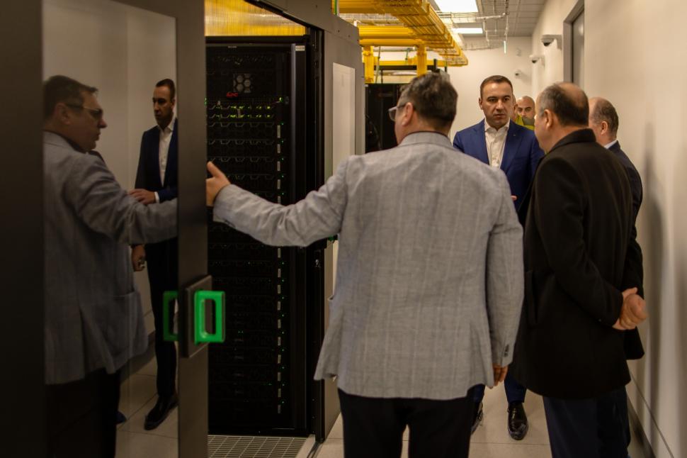 Cum arată serverele de 100 de milioane de euro ale cloudului guvernamental. Pe acestea vor fi stocate informațiilor românilor 942190