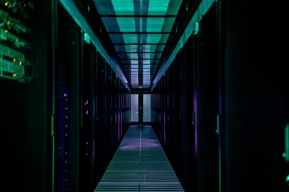 Cum arată serverele de 100 de milioane de euro ale cloudului guvernamental. Pe acestea vor fi stocate informațiilor românilor 942192