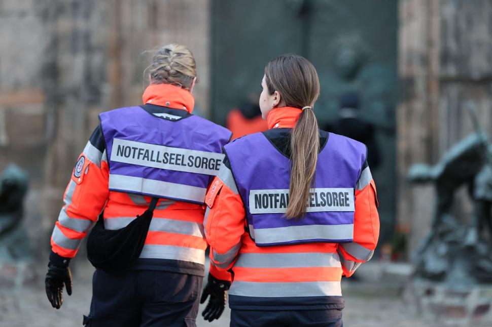 Sute de victime, după atacul terorist din Germania: 5 oameni au murit și peste 200 au fost răniți la Târgul de Crăciun din Magdeburg 942479