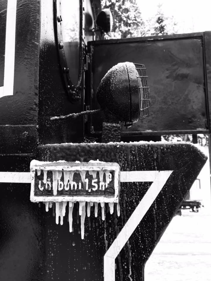 Imagini artistice cu mocănița din Maramureș iarna. Turiștii au rezervat deja locuri în tren pentru acest Crăciun: Cât costă un bilet 941906