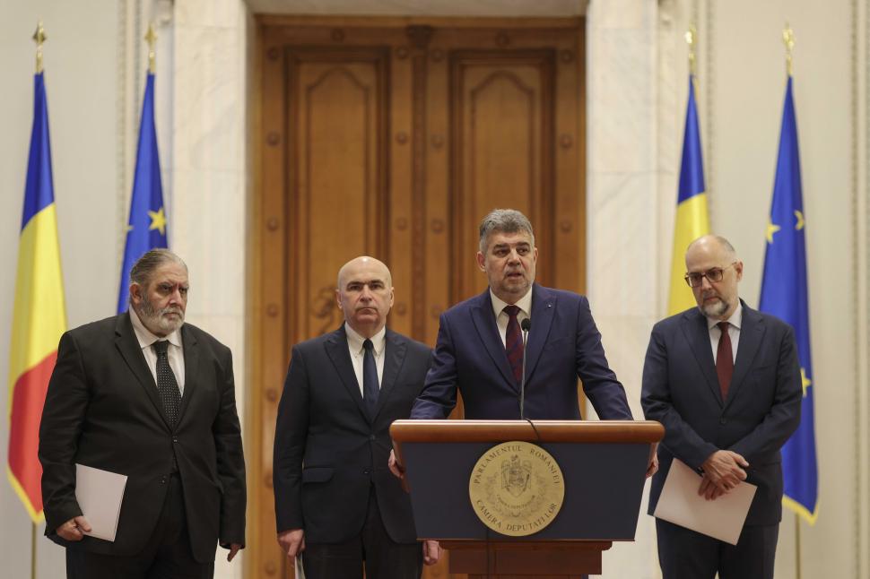 Imaginile zilei de naștere a Guvernului Ciolacu 2: Bolojan supărat, Marcel Ciolacu nervos, Klaus Iohannis mândru 942796