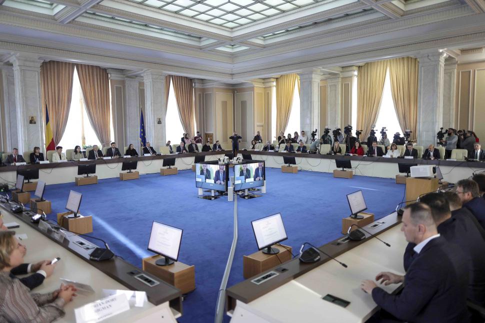 Imaginile zilei de naștere a Guvernului Ciolacu 2: Bolojan supărat, Marcel Ciolacu nervos, Klaus Iohannis mândru 942806