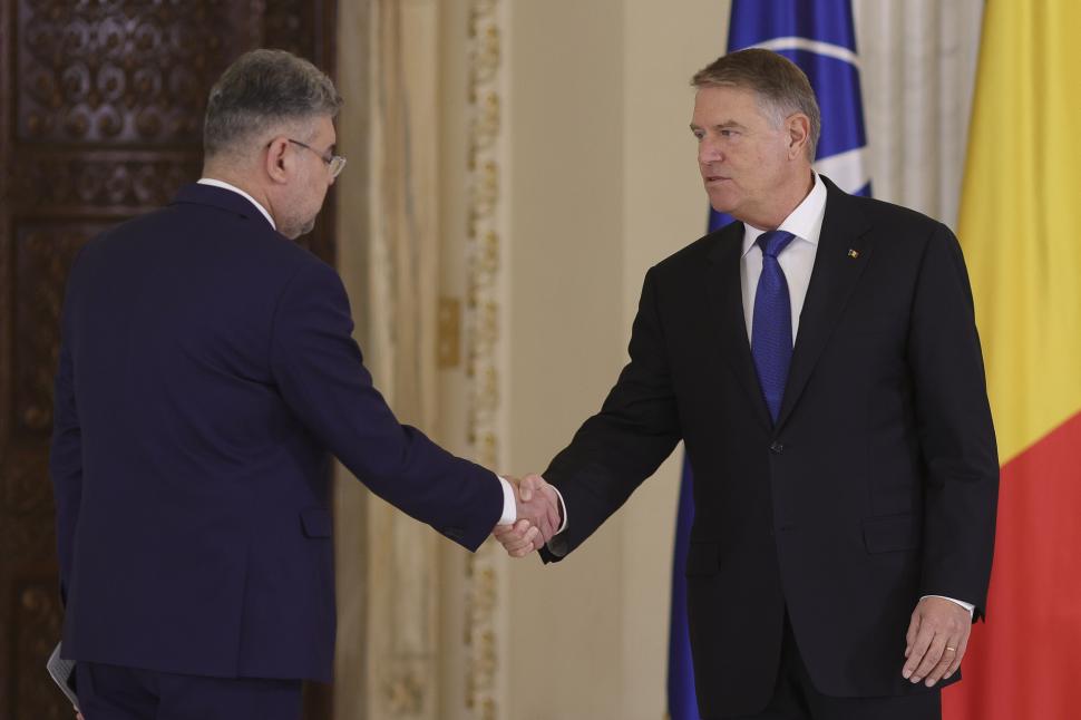 Imaginile zilei de naștere a Guvernului Ciolacu 2: Bolojan supărat, Marcel Ciolacu nervos, Klaus Iohannis mândru 942822