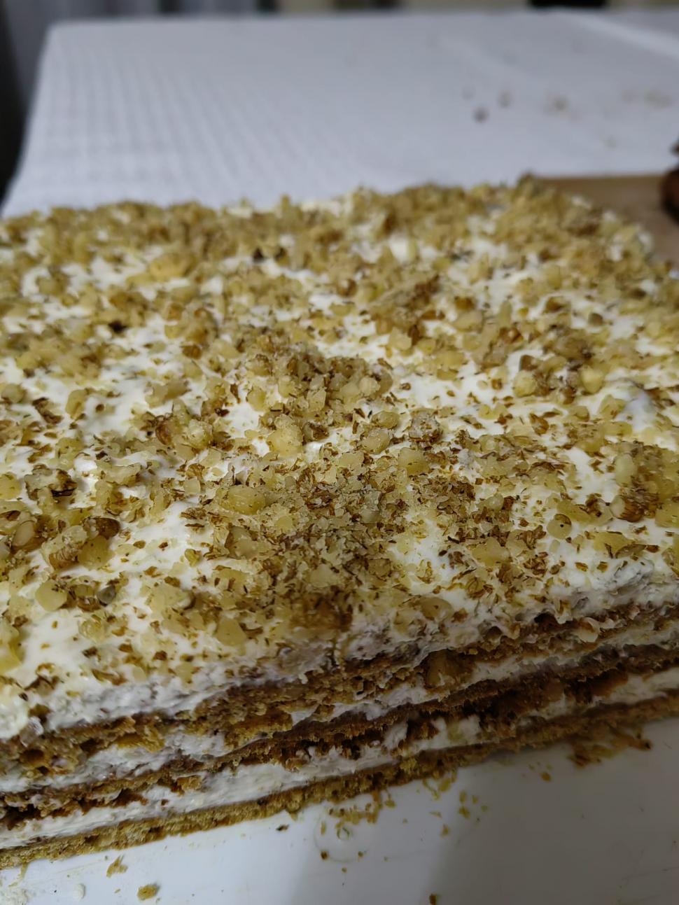 Rețetă veche de prajitură cu „foi odihnite”, transmisă din bătrâni în Maramureș. Este perfectă pentru sărbători 942693