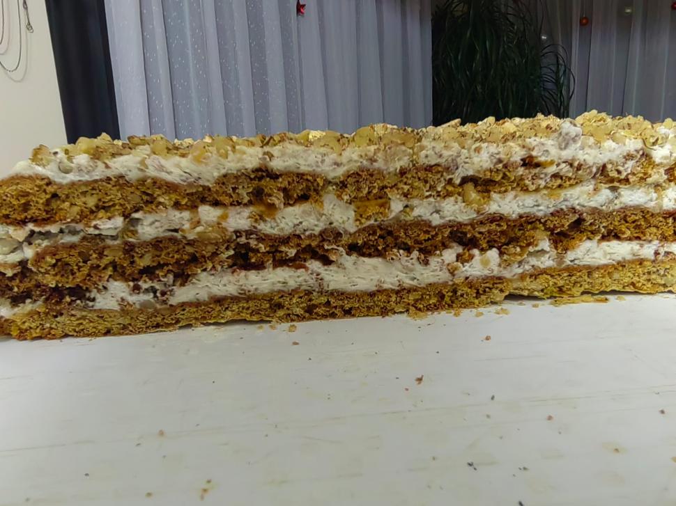 Rețetă veche de prajitură cu „foi odihnite”, transmisă din bătrâni în Maramureș. Este perfectă pentru sărbători 942694