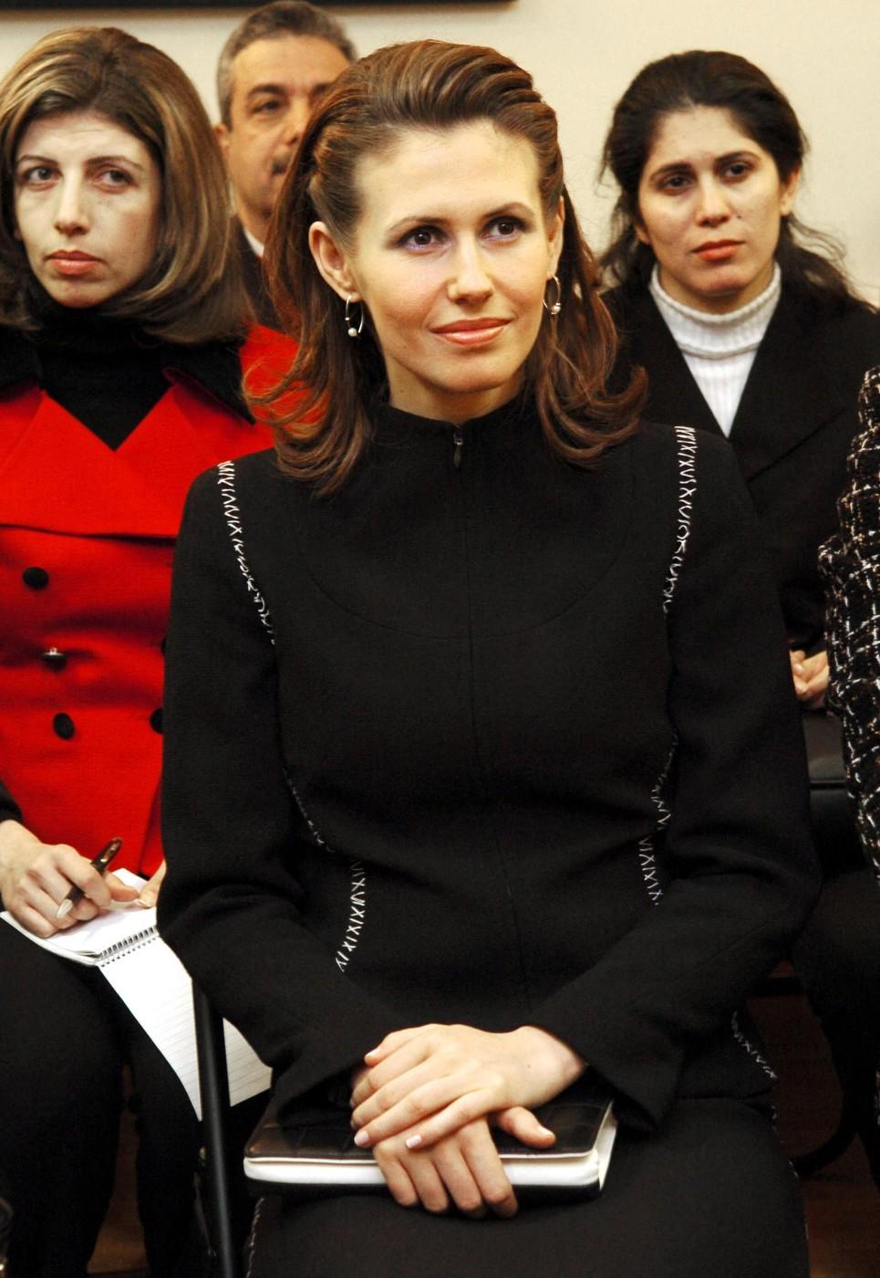 „Trandafirul deșertului” vrea să divorțeze de dictatorul sirian refugiat la Moscova. Asma al Assad vrea să se mute la Londra 942725