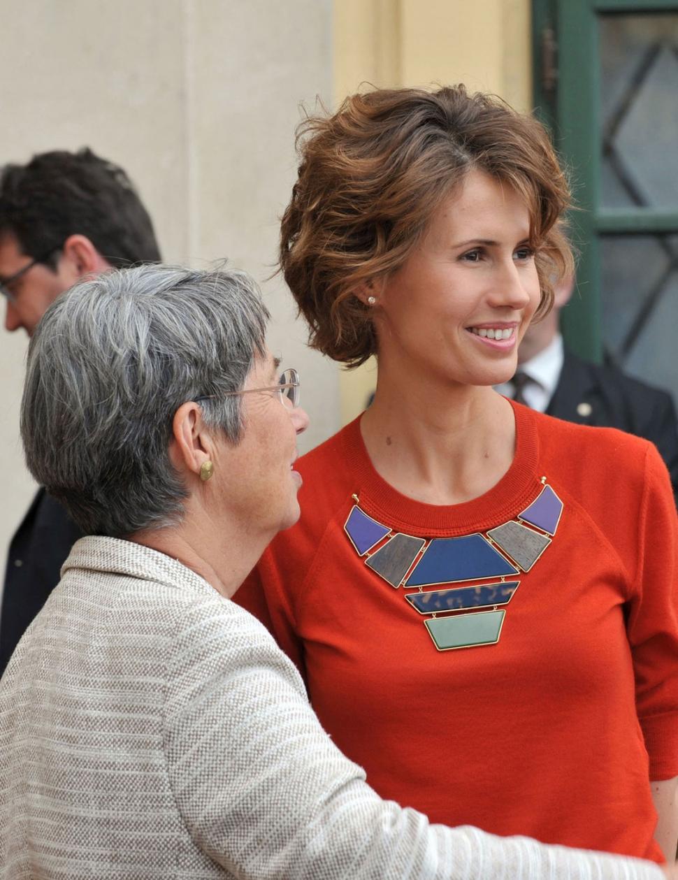 „Trandafirul deșertului” vrea să divorțeze de dictatorul sirian refugiat la Moscova. Asma al Assad vrea să se mute la Londra 942728