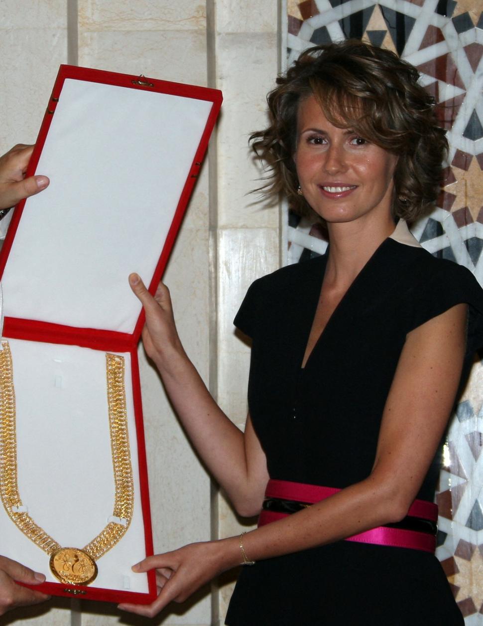 „Trandafirul deșertului” vrea să divorțeze de dictatorul sirian refugiat la Moscova. Asma al Assad vrea să se mute la Londra 942729