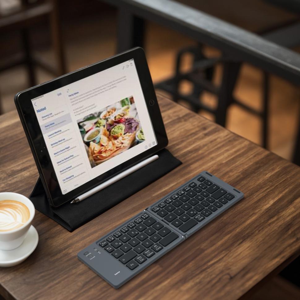 Mini-tastatura Hama pliabilă cu Bluetooth – partenerul ideal pentru călătorii 943719