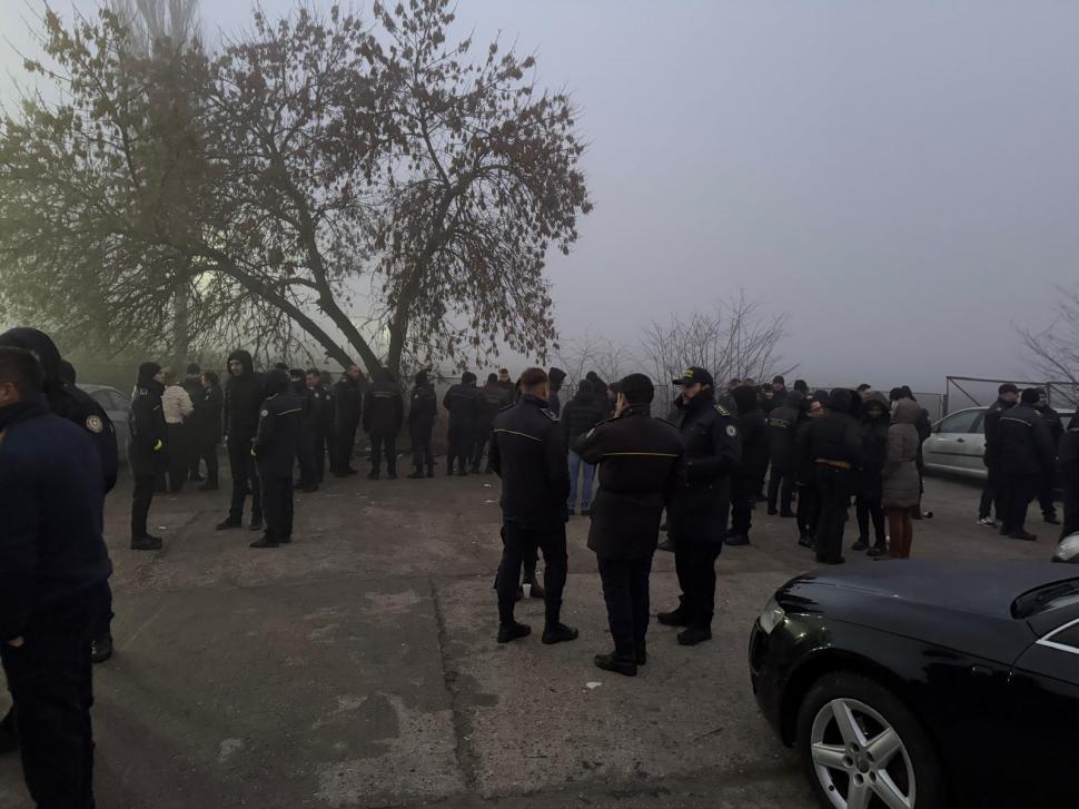 Proteste la penitenciare. Sute de angajați nu vor să lucreze din cauza ordonanței "trenuleț". Deținuții nu sunt duși azi la instanțe 943750