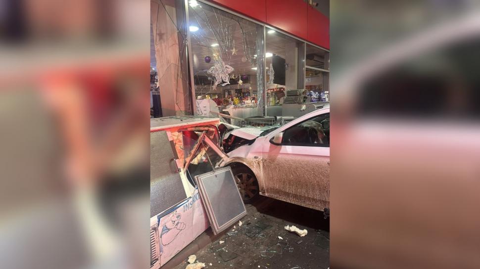 Un marocan a intrat cu maşina într-o benzinărie din Timiş 943977