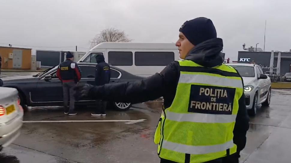 Primele controale în zonele de graniță, după aderarea la Schengen. Poliția verifică mașini și acte: Nu înseamnă că ne oprim, ne adaptăm 944103