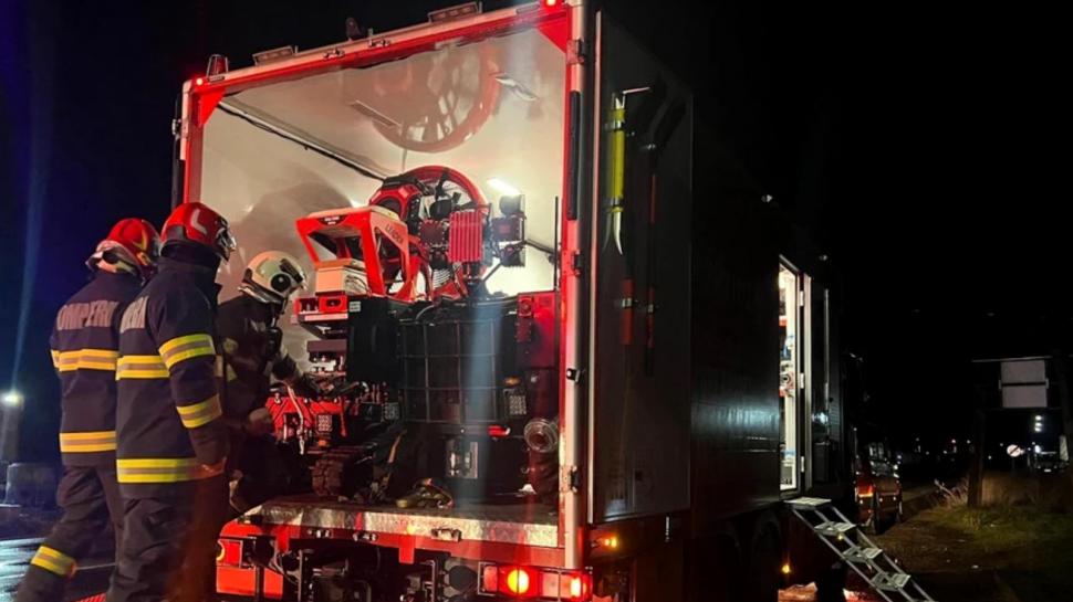 Scurgeri de benzină dintr-un vagon-cisternă în Gara Albeşti. Locuitorii din zonă sunt evacuați 944201