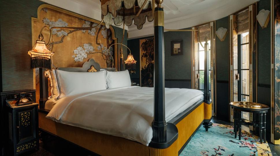 După vizita la Putin, Fico s-a dus într-o vacanță secretă, la un hotel de mii de euro pe noapte și cadă de aur. Cum s-a dat de gol  944264