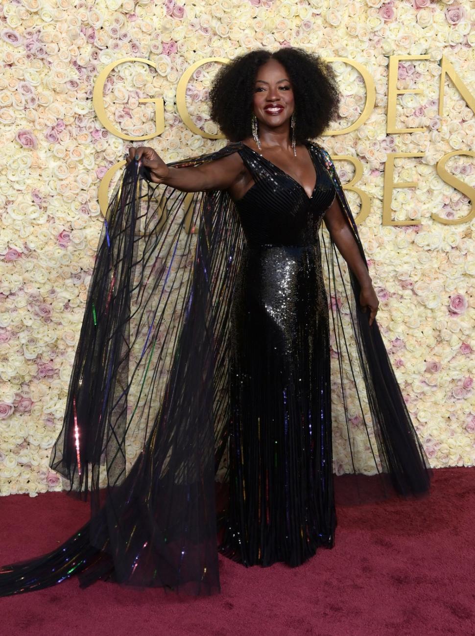 Cele mai extravagante rochii de la Globurile de Aur 2025. Vedete care au făcut senzație pe covorul roșu 944507