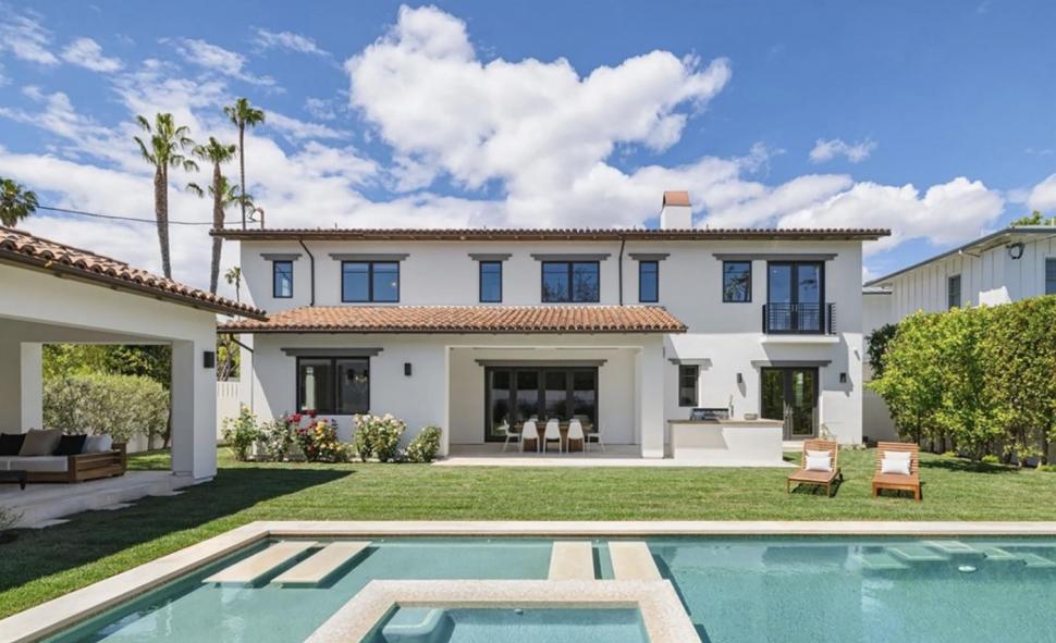 Los Angeles, devastat de mai multe incendii uriașe. Autoritățile au anunțat primele decese. Garda Națională, trimisă să ajute pompierii 944865