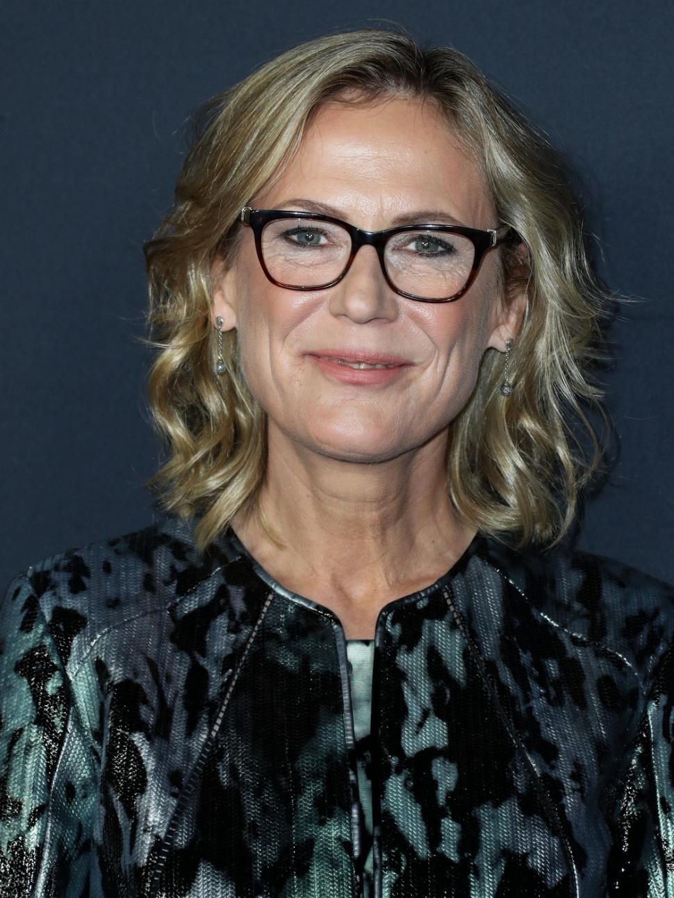 Los Angeles, devastat de mai multe incendii uriașe. Autoritățile au anunțat primele decese. Garda Națională, trimisă să ajute pompierii 944872