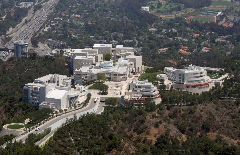 Los Angeles, devastat de mai multe incendii uriașe. Autoritățile au anunțat primele decese. Garda Națională, trimisă să ajute pompierii 944883