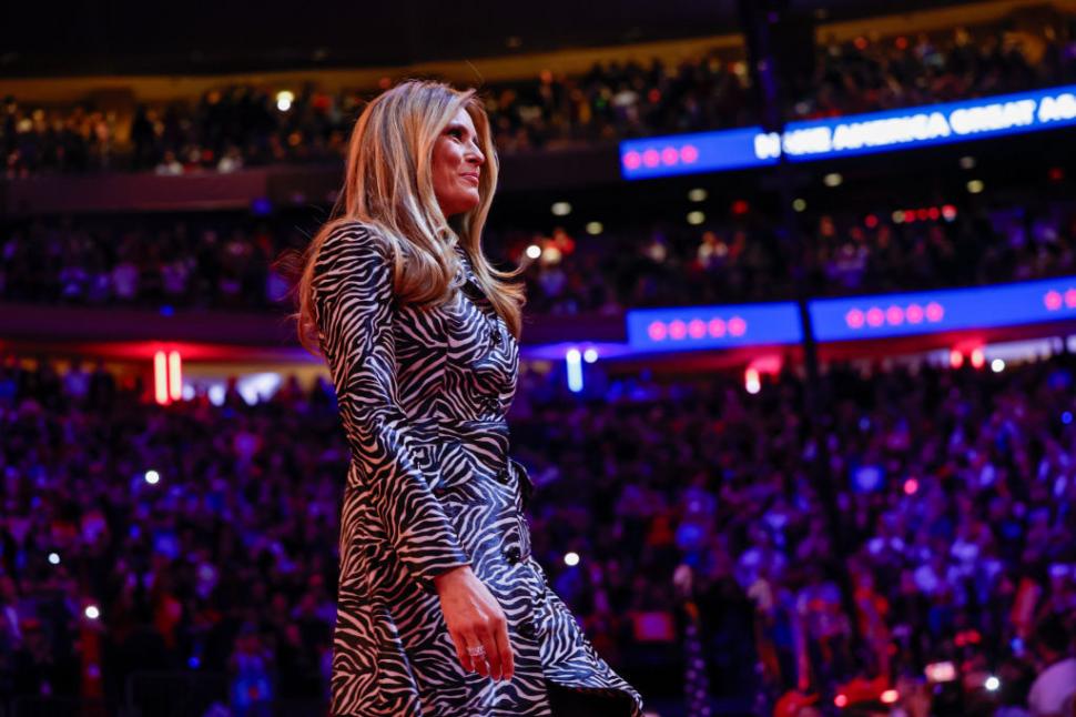 Melania Trump a primit 40 de milioane de dolari pentru un documentar despre viața ei. Cine mai apare din familia prezidenţială 944851