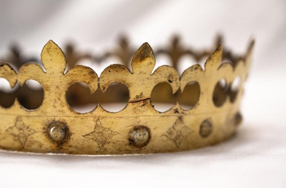 Comori regale pierdute de zeci de ani, recuperate din criptele Catedralei din Vilnius. Cui au aparținut 945288