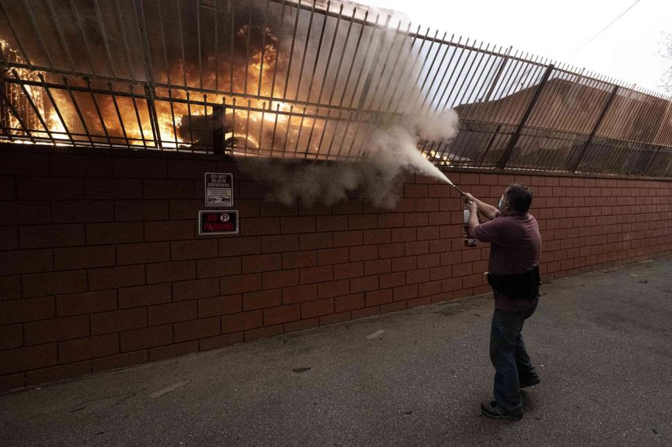Incendiile din Los Angeles se apropie de semnul Hollywood. Cum arată acum Sunset Boulevard și alte locuri pe care le știm din filme 945137