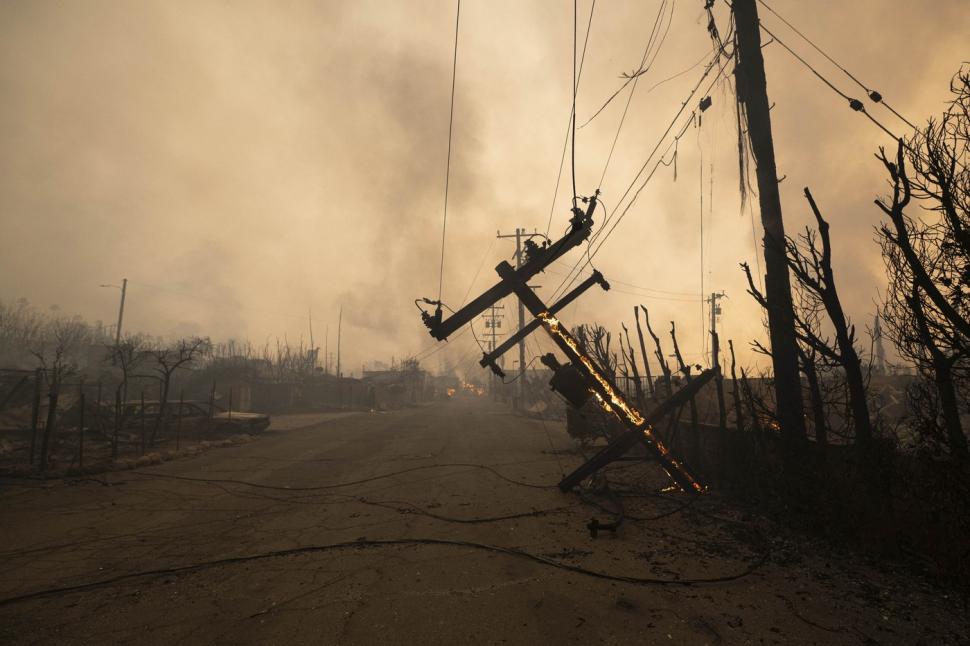 Incendiile din Los Angeles se apropie de semnul Hollywood. Cum arată acum Sunset Boulevard și alte locuri pe care le știm din filme 945139