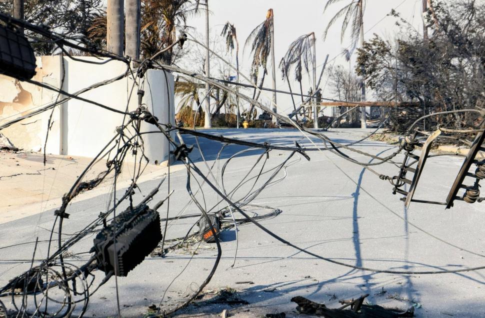 După ce a filmat momentul în care incendiul i-a cuprins casa, vedeta TV Spencer Pratt arată acum ce a mai rămas din ea 945420