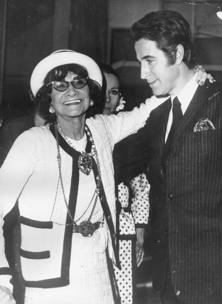 „Moda trece, stilul rămâne”. 54 de ani fără Coco Chanel. Povestea de viață a celei care a revoluționat lumea modei 945574