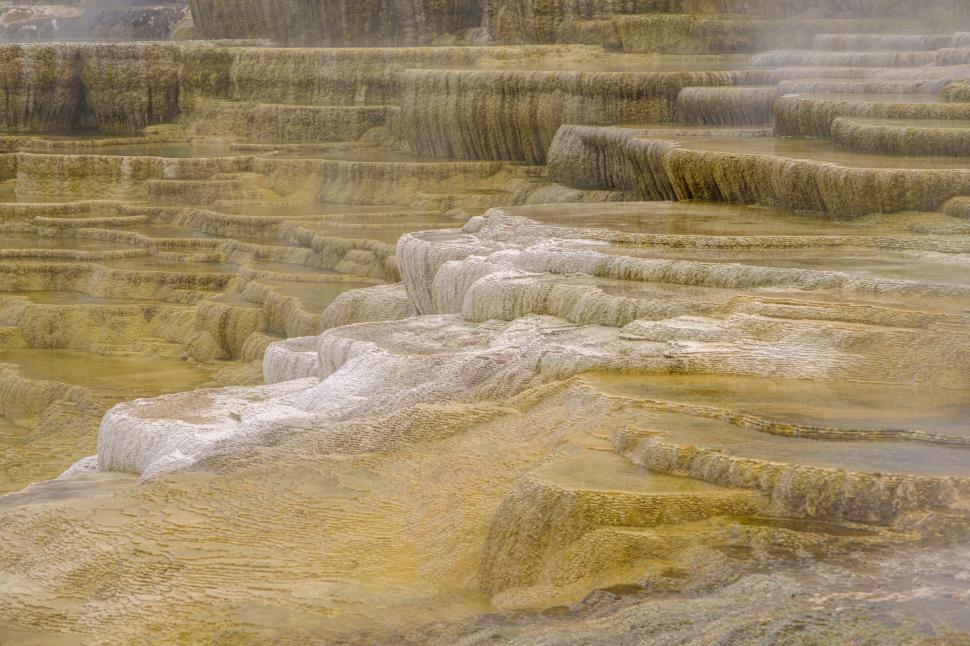 Prismatic Spring, în imagini și culori care par ireale: Cel mai mare izvor termal din SUA „clocotește”, iar apa este sterilă în centru 945685