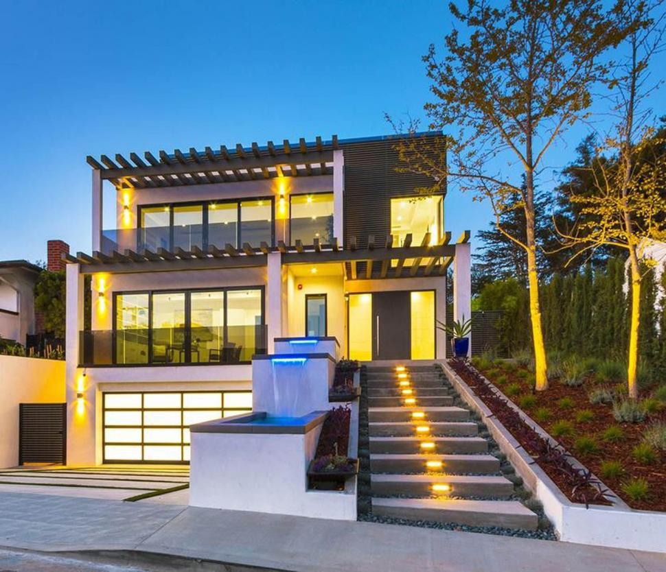 Anthony Hopkins, mesaj emoționant după ce și-a pierdut casa în incendiile din Los Angeles: „E singurul lucru pe care-l luăm cu noi” 945779