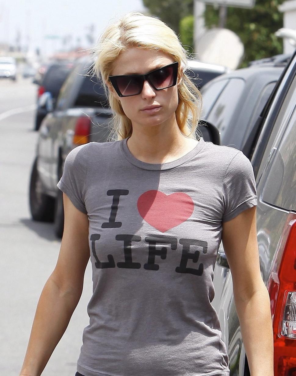 Cum arăta casa lui Paris Hilton înainte de a fi făcută scrum de incendiile din Los Angeles. A fost cumpărată în 2021, cu 8,4 milioane $ 945447