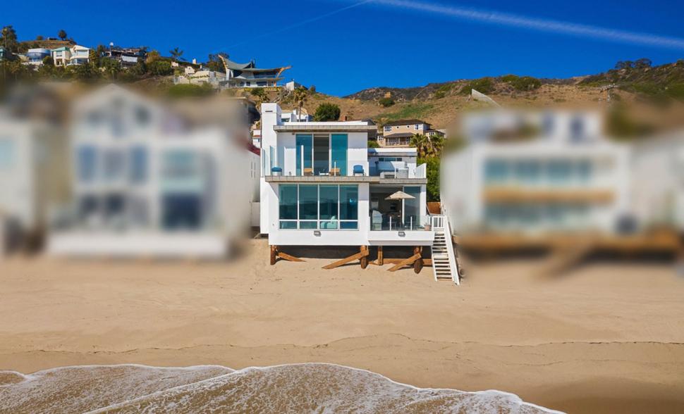 Cum arăta casa lui Paris Hilton înainte de a fi făcută scrum de incendiile din Los Angeles. A fost cumpărată în 2021, cu 8,4 milioane $ 945455