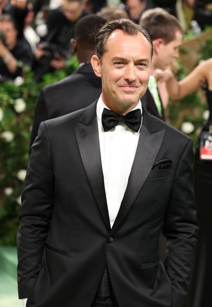 După ce a jucat în rolul Papei, Jude Law îl va interpreta pe Vladimir Putin într-un nou film 945947