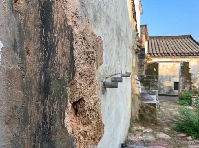 Oamenii se întorc acum într-un sat pe care l-au abandonat în 1960. Povestea fascinantă a așezării vechi de 300 de ani 946144