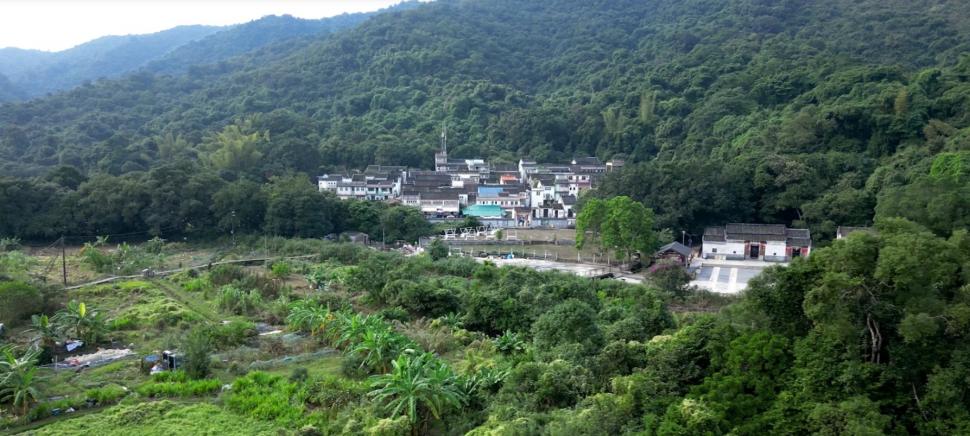 Oamenii se întorc acum într-un sat pe care l-au abandonat în 1960. Povestea fascinantă a așezării vechi de 300 de ani 946148